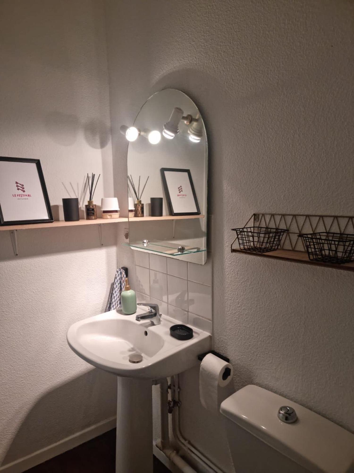 Appartement Intramuros En Hyper Centre Ville Avignon Exterior photo