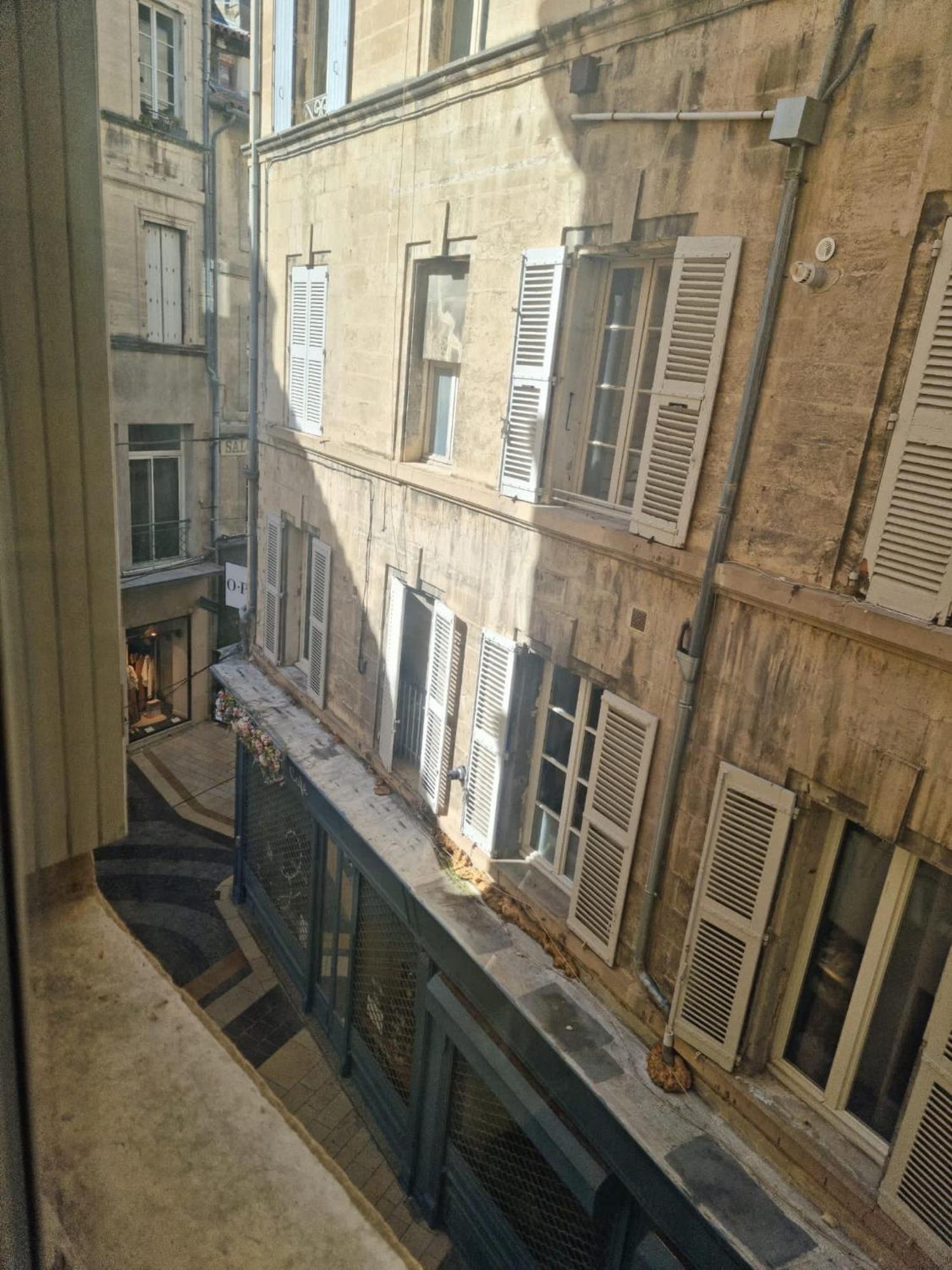 Appartement Intramuros En Hyper Centre Ville Avignon Exterior photo